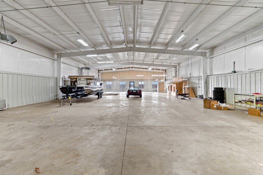 More Photos Of 8028 Newark Rd, Mount Vernon Industrial For Sale