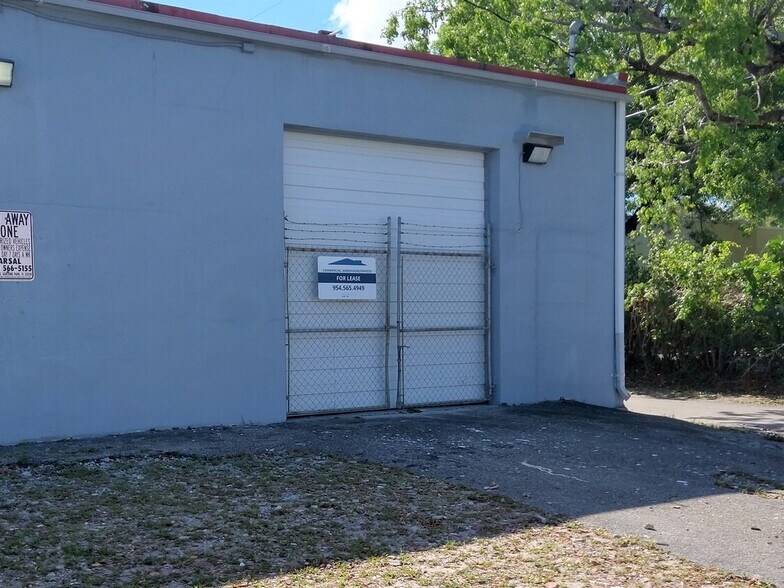 More Photos Of 3501 NW 10th Ave, Fort Lauderdale Warehouse For Lease