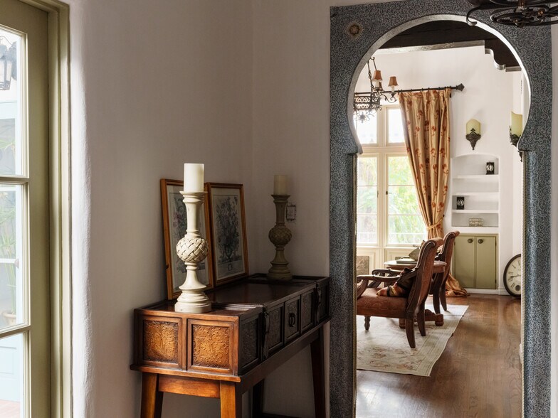 More Photos Of 8225 Fountain Ave, West Hollywood Apartments For Sale