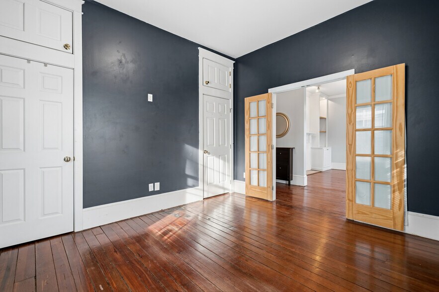 More Photos Of 405 Morson St, Raleigh Office For Sale