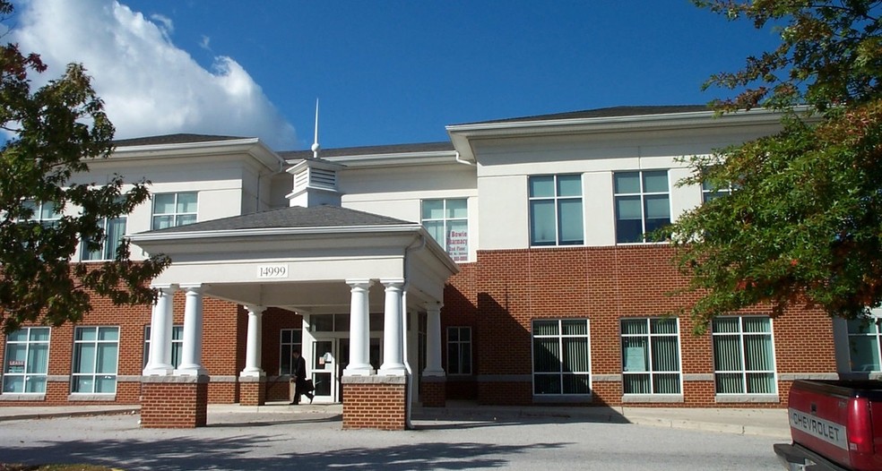 Primary Photo Of 14999 Health Center Dr, Bowie Medical For Lease