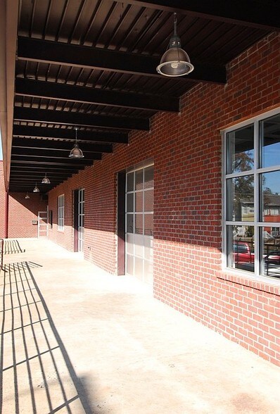 More Photos Of 650 Hamilton Ave SE, Atlanta Unknown For Lease