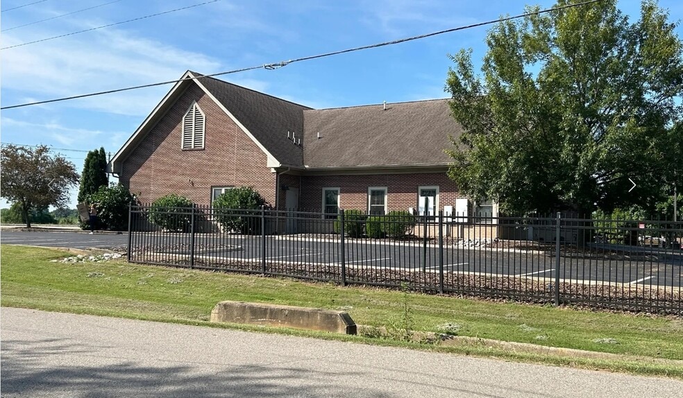 More Photos Of 5572 Russellville Rd, Bowling Green Office For Sale