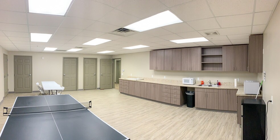 More Photos Of 1407 N 2000 W, Clinton Medical For Lease