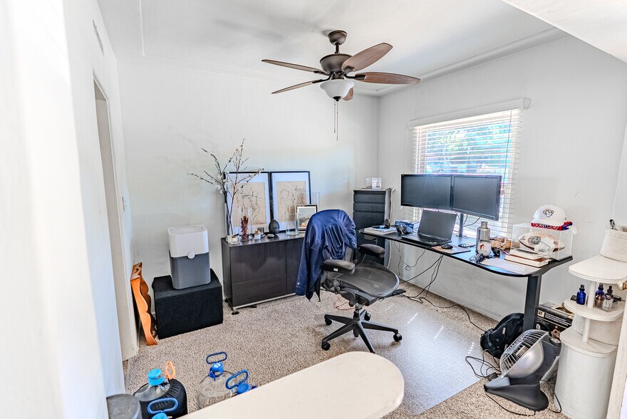 More Photos Of 2202-2216 E St, San Diego Apartments For Sale