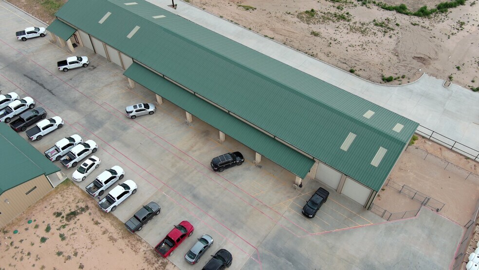 More Photos Of 6413 N State Highway 349, Midland Warehouse For Lease