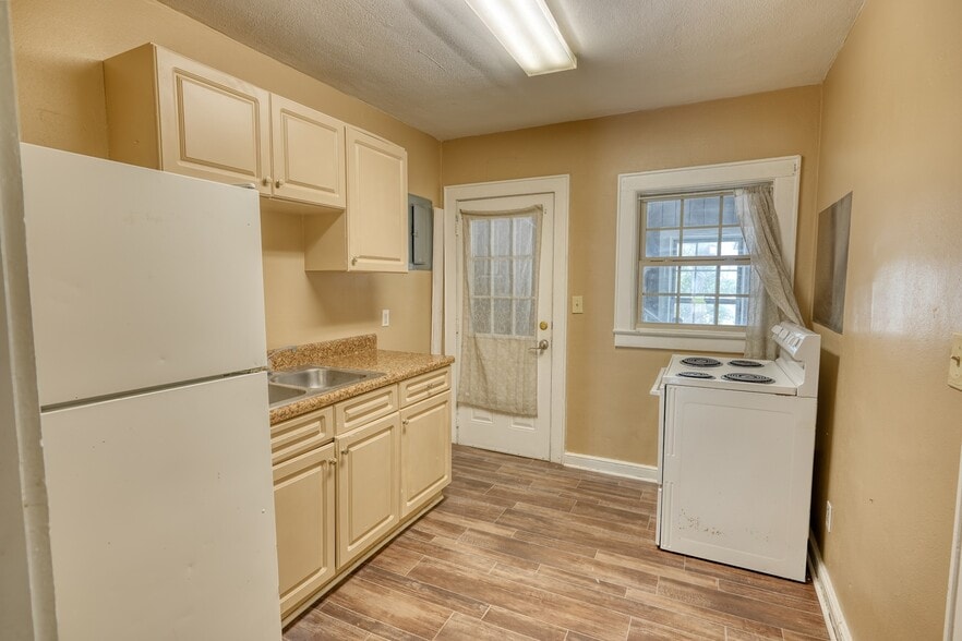 More Photos Of 515 5th Ave SE, Moultrie Apartments For Sale