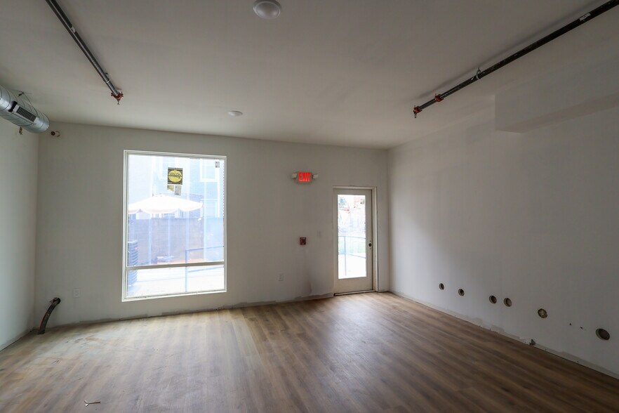 More Photos Of 2001 Frankford Ave, Philadelphia Apartments For Lease