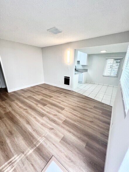 More Photos Of 502 N Elena Ave, Redondo Beach Apartments For Sale