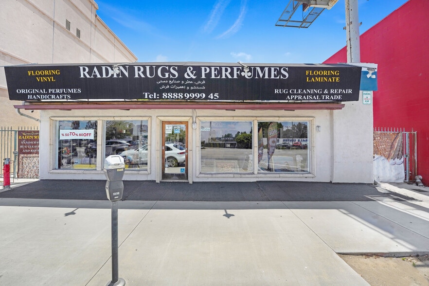 Primary Photo Of 21506 Ventura Blvd, Woodland Hills General Retail For Lease