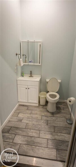 More Photos Of 3519 Military St, Port Huron Industrial For Sale