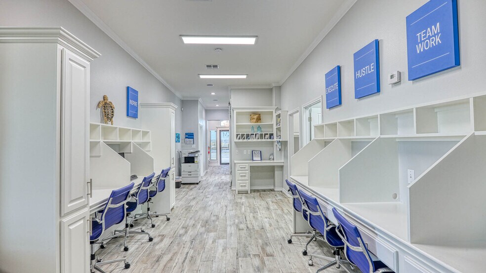 More Photos Of 14933 S Padre Island Dr, Corpus Christi Office For Lease