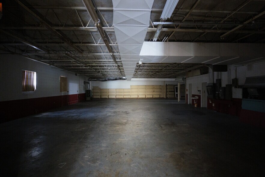 More Photos Of 415 W Hill, Valdosta Freestanding For Sale