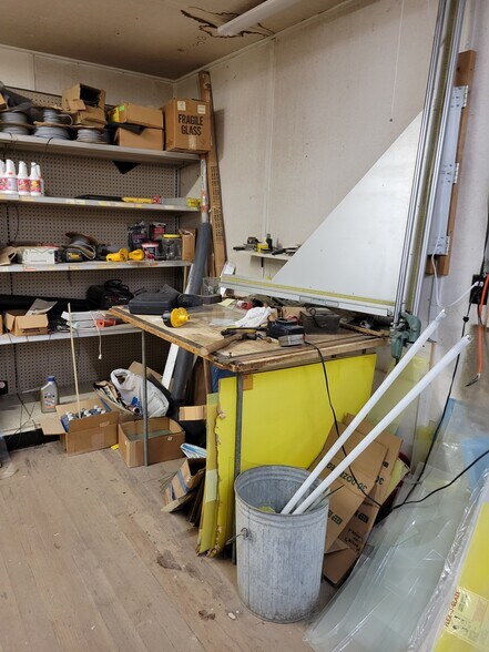 More Photos Of 8955 Swamp Rd, Waterville Restaurant For Sale