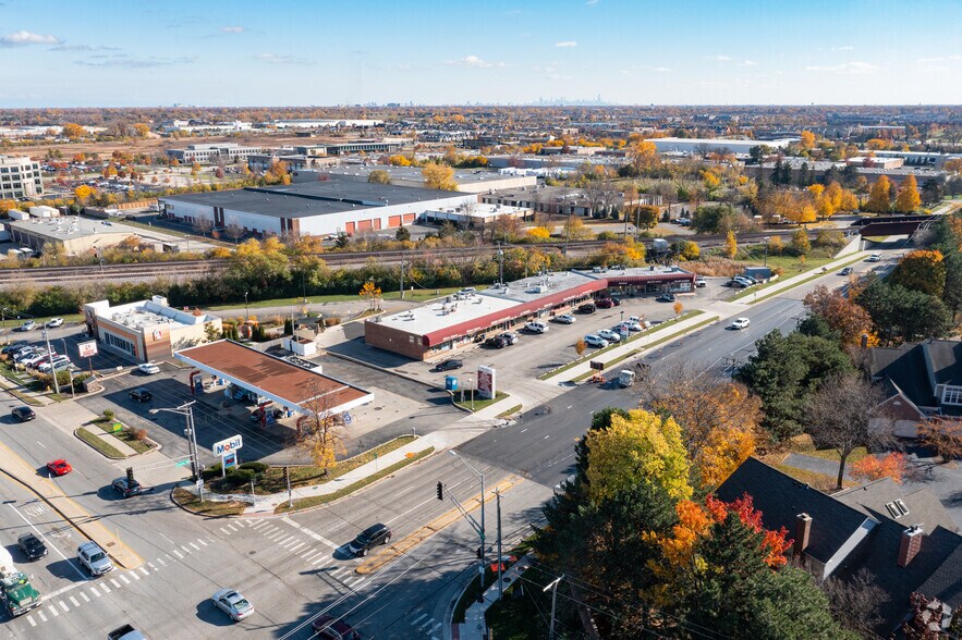 More Photos Of 2657-2701 Shermer Rd, Northbrook Freestanding For Lease