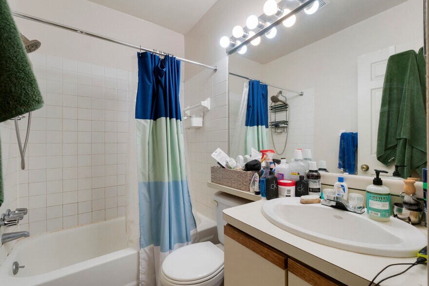 More Photos Of 645 N Paca St, Baltimore Apartments For Sale