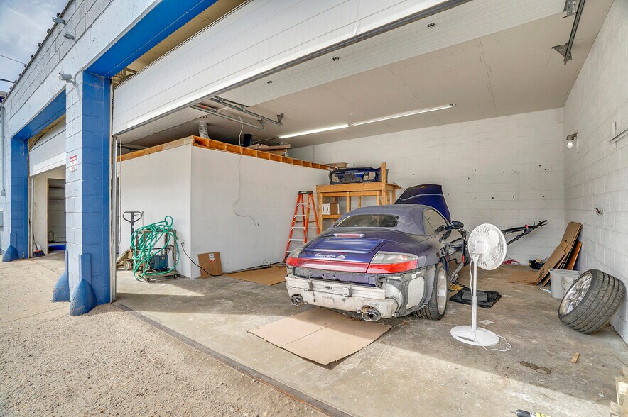 More Photos Of 211 E Simpson St, Lafayette General Retail For Sale