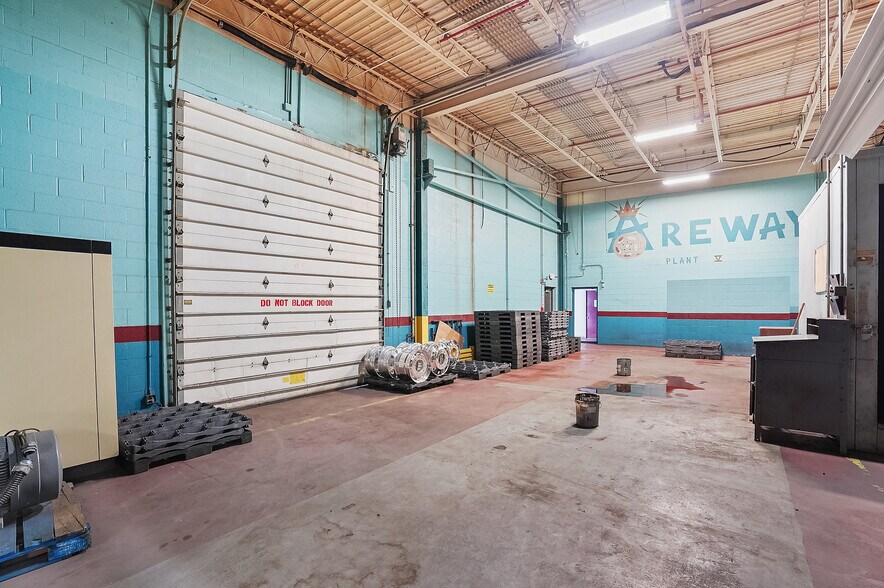 More Photos Of 8525 Clinton Rd, Brooklyn Warehouse For Sale