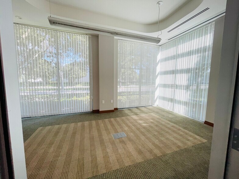 More Photos Of 9070 Irvine Center Dr, Irvine Loft Creative Space For Lease