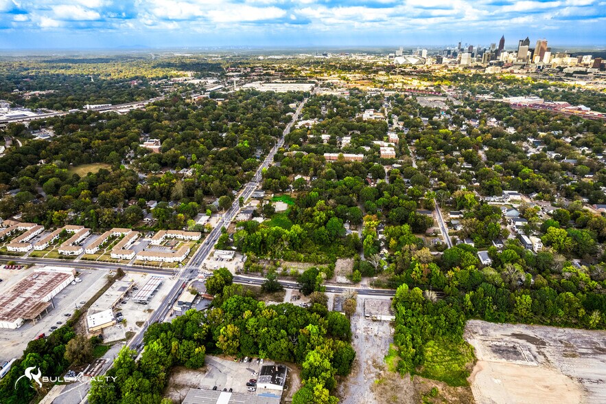 More Photos Of 566 SW University Ave, Atlanta Apartments For Sale