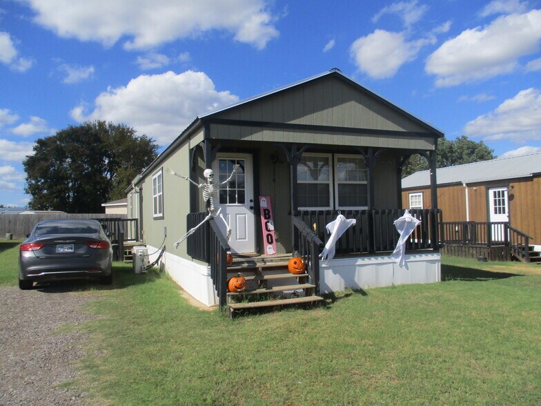 More Photos Of 18100 Coker Rd, Shawnee Manufactured Housing Mobile Home Park For Sale