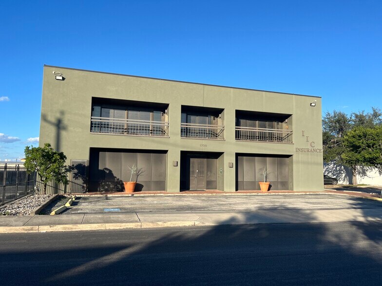 More Photos Of 1739 Citadell Plz, San Antonio Office For Lease
