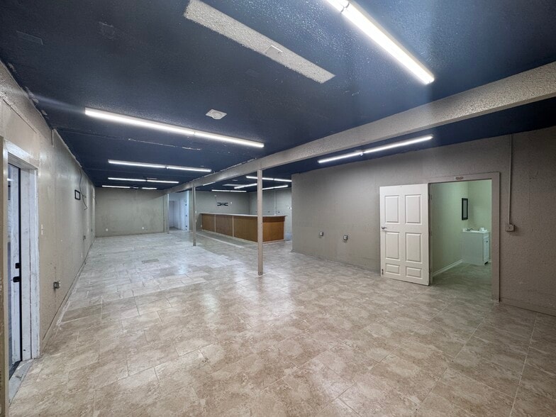 More Photos Of 4200 42nd St, Dickinson Freestanding For Sale