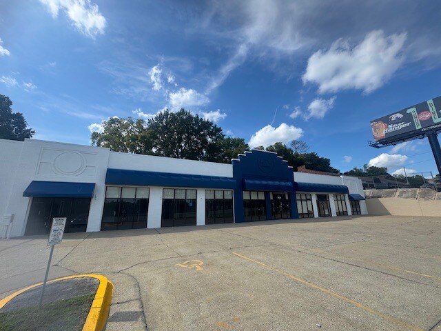 More Photos Of 3535 Macon Rd, Columbus Freestanding For Lease