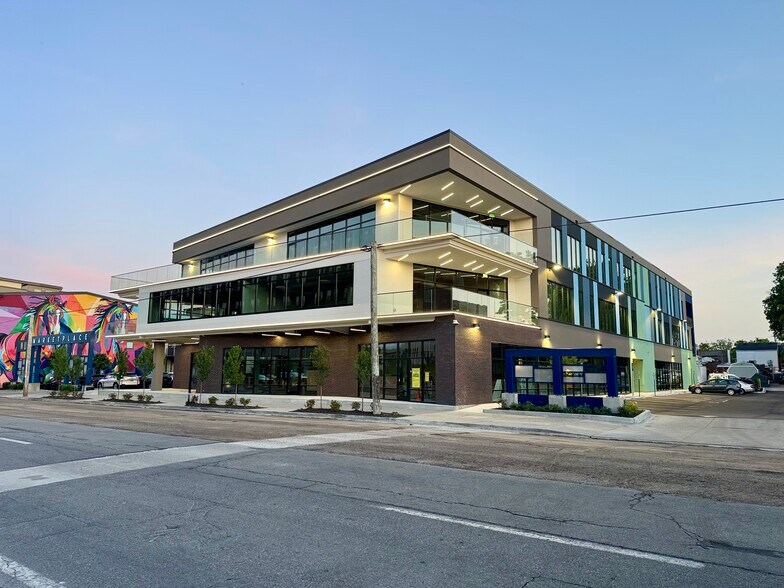 More Photos Of 814 E Main St, Louisville Storefront Retail Office For Lease
