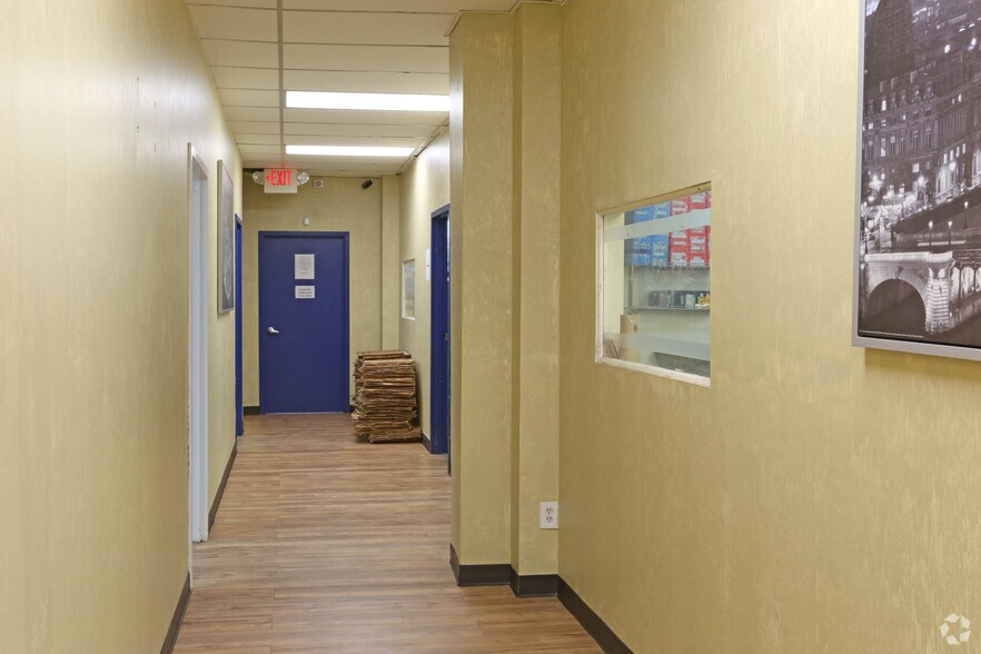 More Photos Of 970 New Brunswick Ave, Rahway Warehouse For Lease