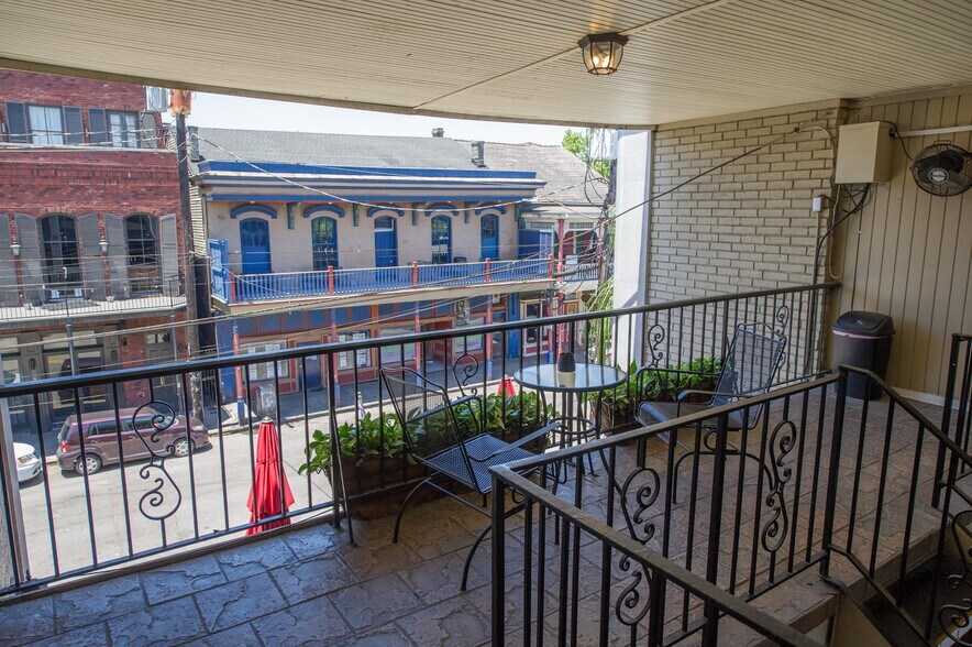 More Photos Of 519 Frenchmen St, New Orleans Hotel For Sale
