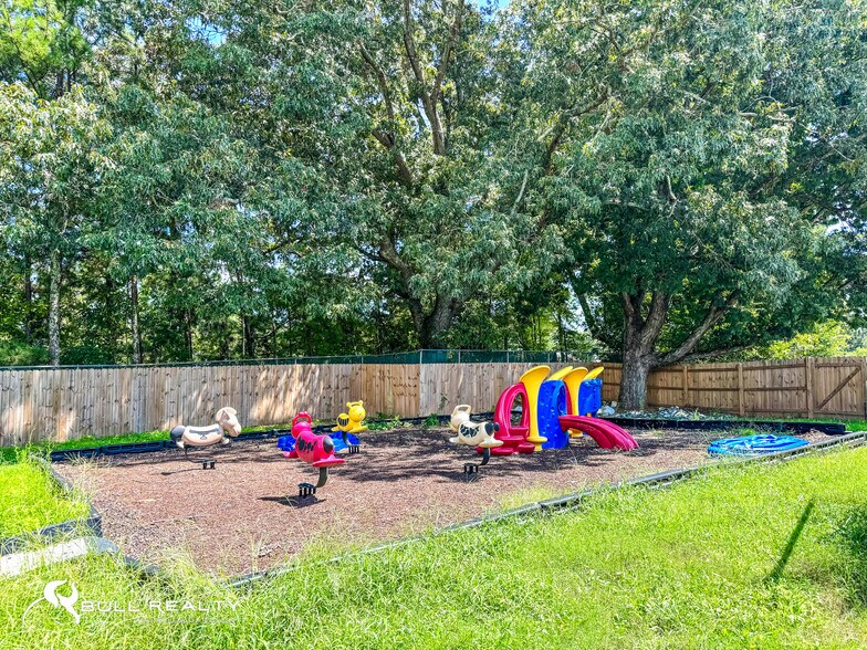 More Photos Of 2721 Highway 138 E, Jonesboro Daycare Center For Lease