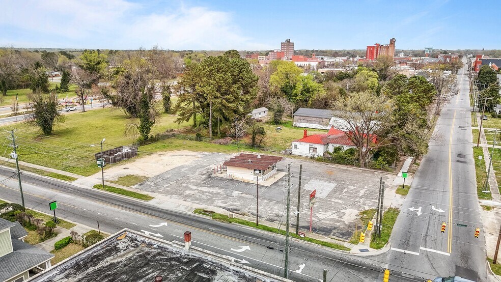 More Photos Of 415 S John St, Goldsboro Restaurant For Sale