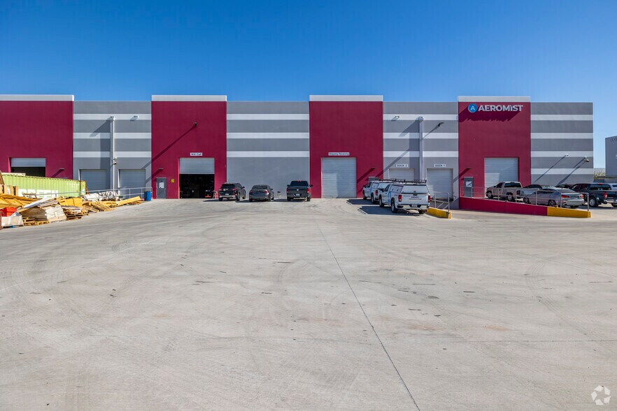 More Photos Of 21500 N 8th Way, Phoenix Warehouse For Lease