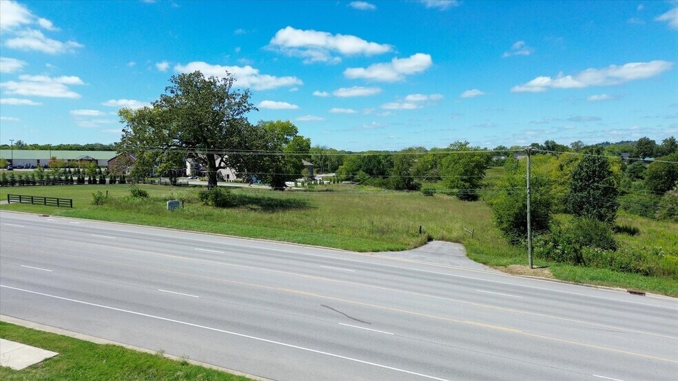 More Photos Of 1677 Green Lea Blvd, Gallatin Land For Sale