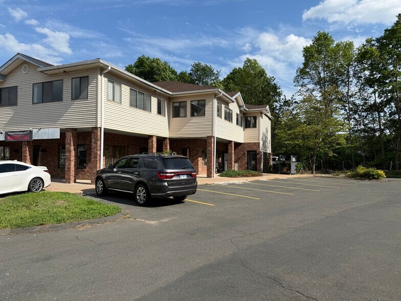 More Photos Of 15R Hartford Ave, Granby General Retail For Lease