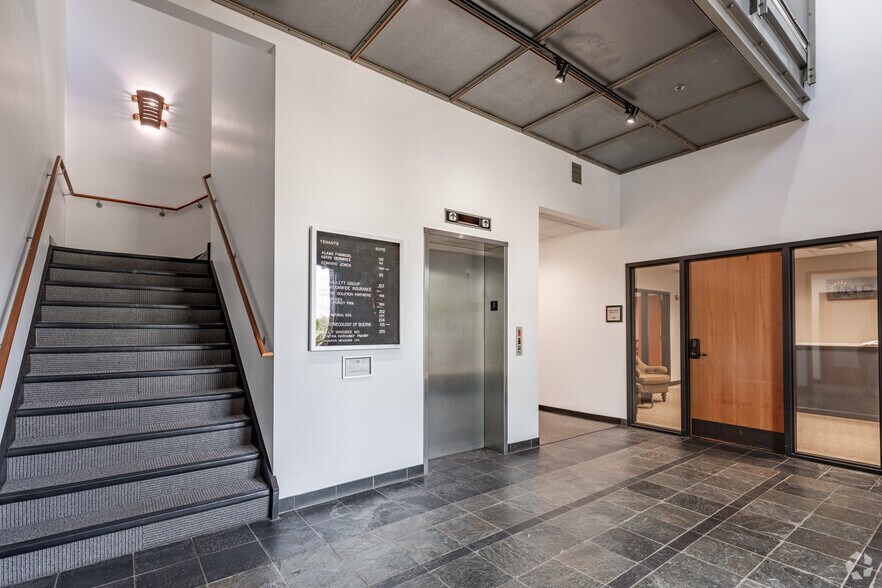 More Photos Of 1580 S Main St, Boerne Medical For Lease