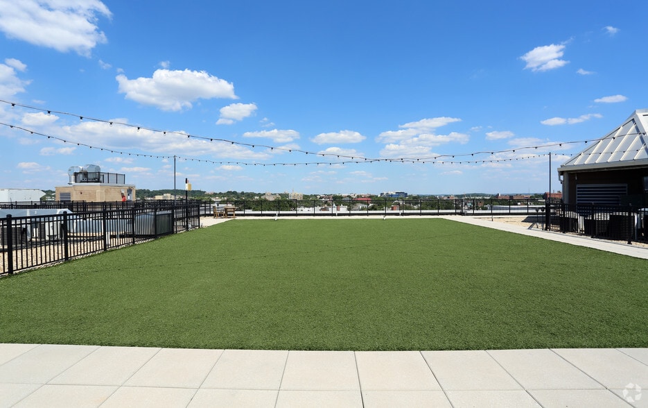 More Photos Of 1375 Kenyon St NW, Washington Apartments For Lease