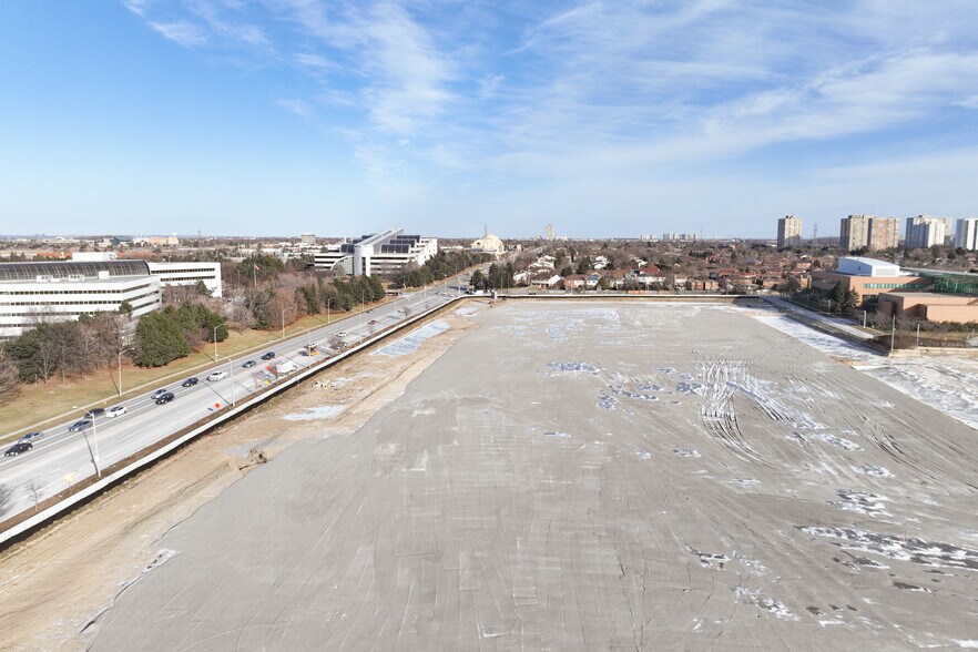 More Photos Of 1724 Steeles Av E, Markham Industrial For Lease