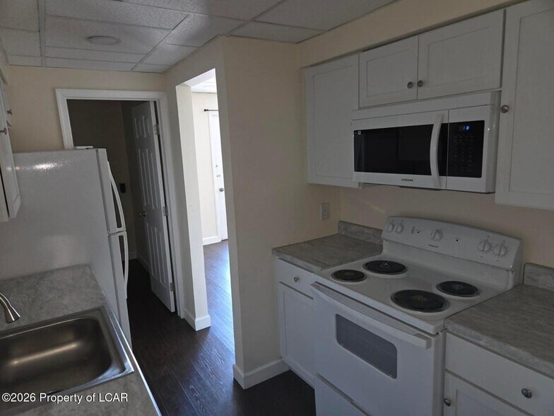 More Photos Of 546 W Main St, Plymouth Apartments For Sale