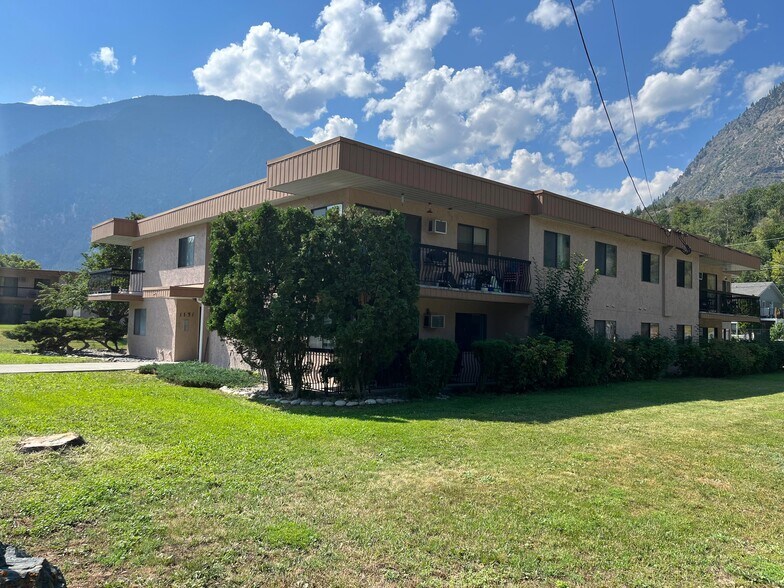 More Photos Of 1131-1151 Murray St, Lillooet Apartments For Sale