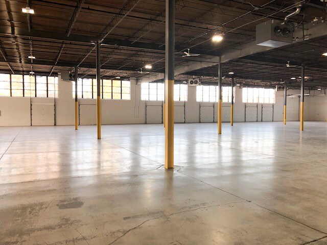 More Photos Of 700 N Rohlwing Rd, Itasca Warehouse For Lease