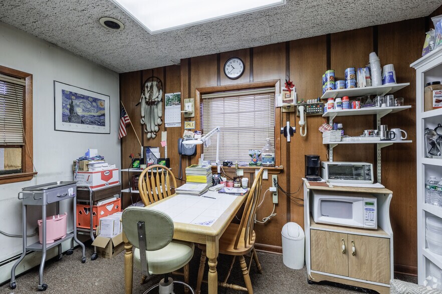 More Photos Of 185 Broadway, Hillsdale Medical For Sale