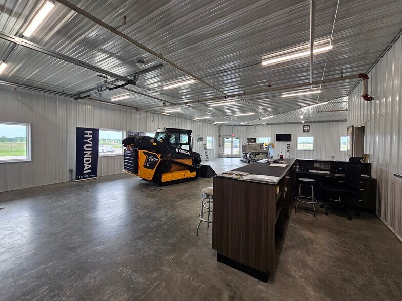 More Photos Of 26336 S Heritage Dr, Elwood Warehouse For Sale
