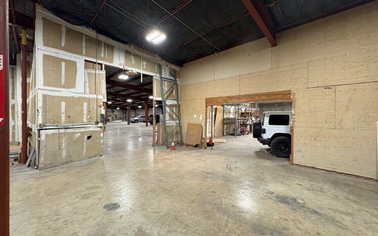 More Photos Of 6127 San Pedro Ave, San Antonio Unknown For Lease