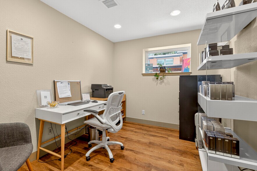 More Photos Of 1300 N Rim Dr, Flagstaff Medical For Sale