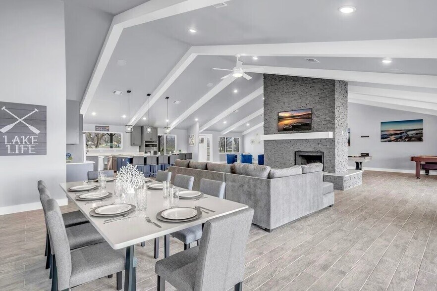 More Photos Of 3120 River Oaks Dr, Kingsland Specialty For Sale