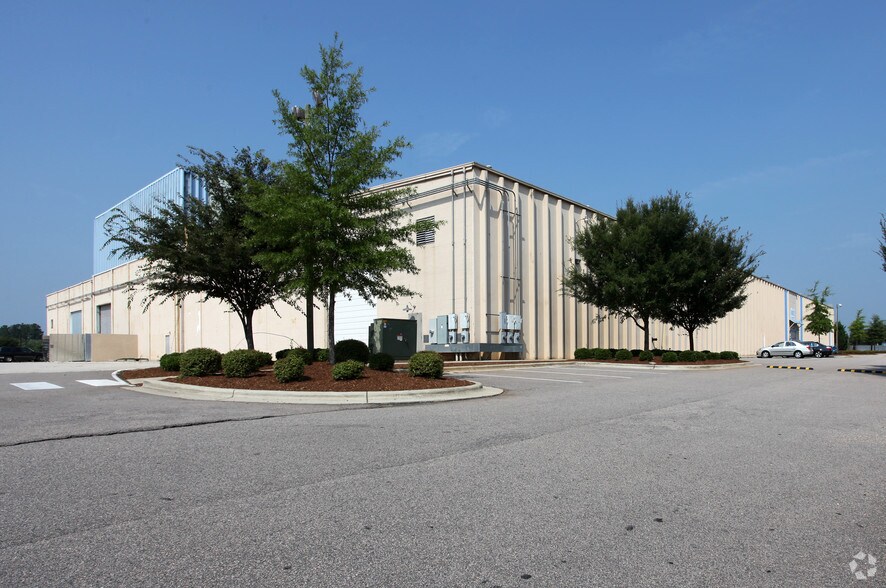 More Photos Of 1839 S Main St, Wake Forest Storefront For Lease