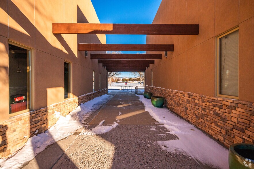 More Photos Of 55 Canada Del Rancho, Santa Fe Storefront For Sale