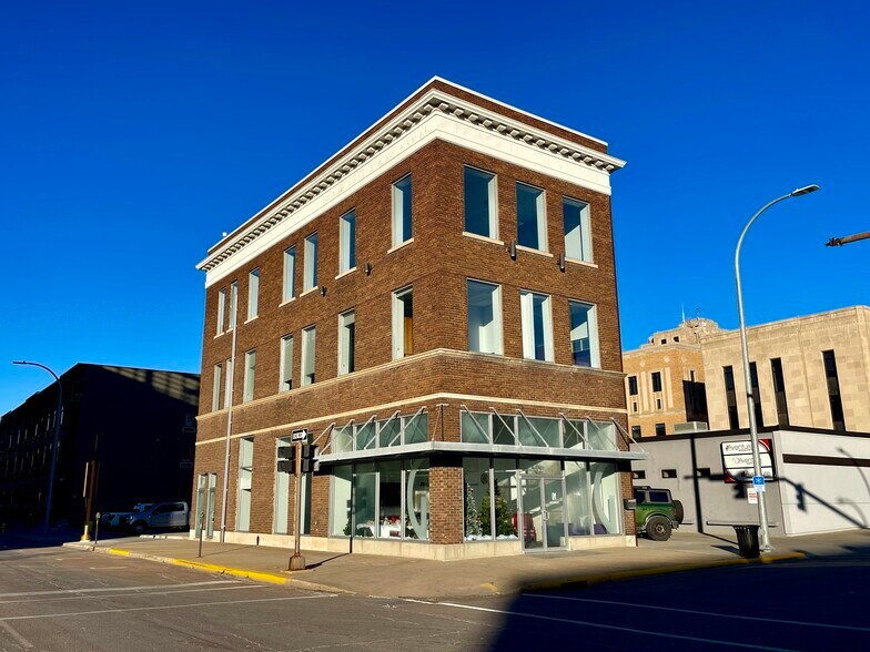 More Photos Of 501 Douglas St, Sioux City Loft Creative Space For Sale